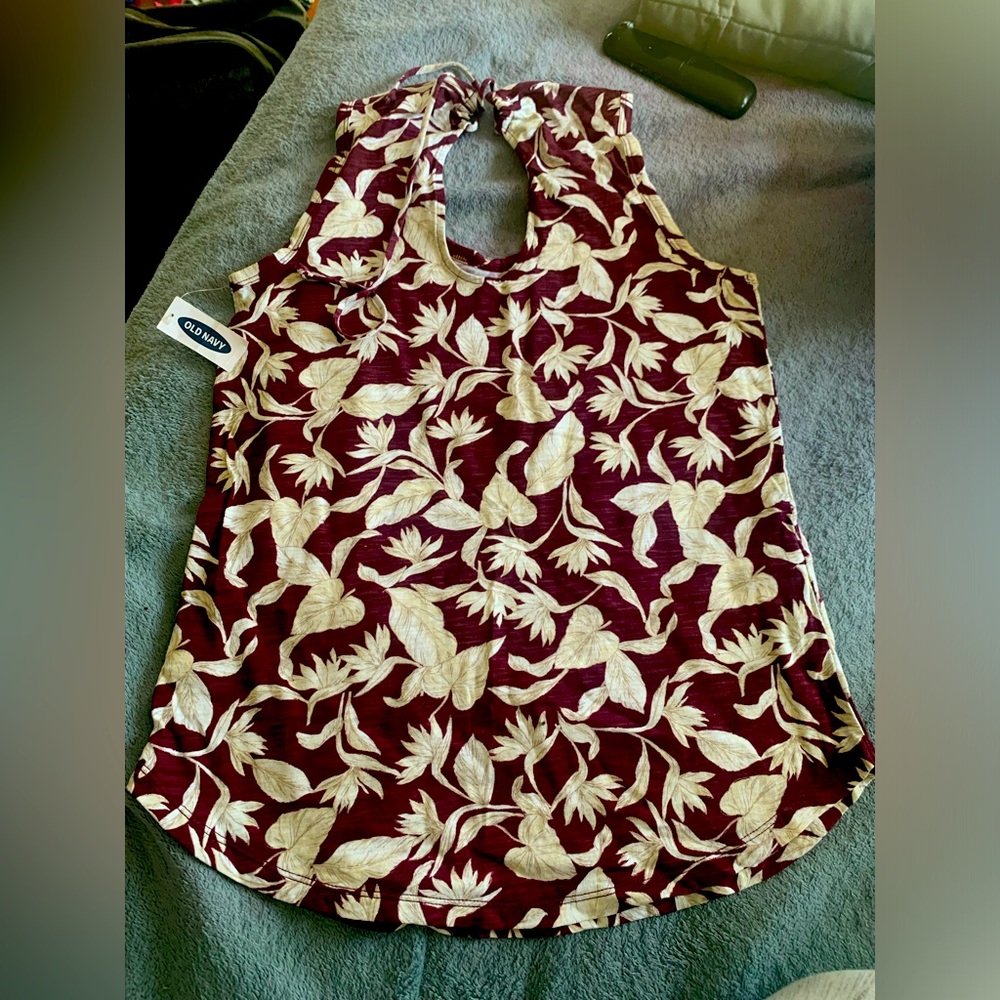 NWT OLD NAVY XS Burgundy & White Patterned Shirt